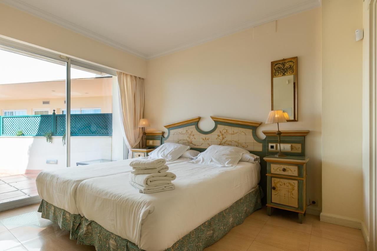 Guadalpin Residences Marbella Bagian luar foto