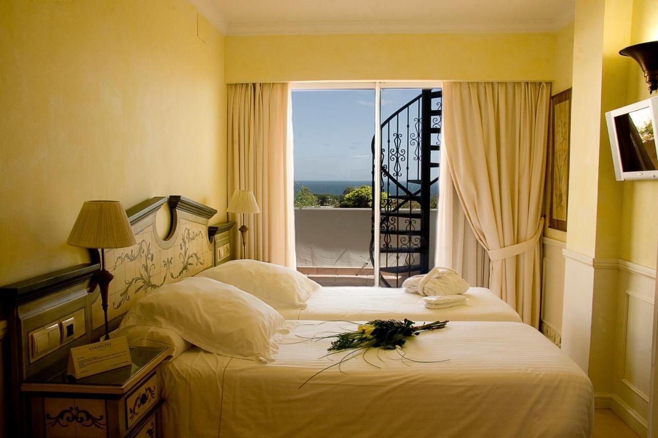 Guadalpin Residences Marbella Bagian luar foto