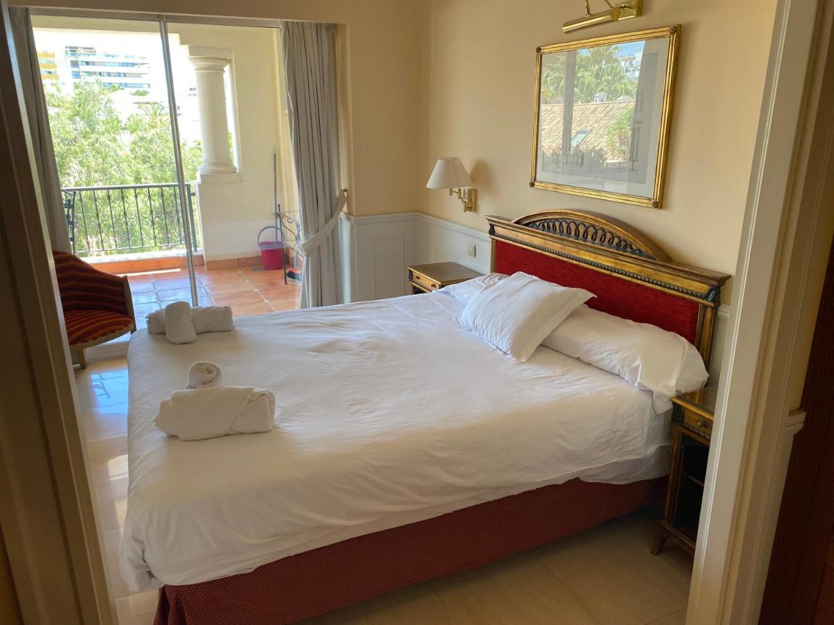 Guadalpin Residences Marbella Bagian luar foto