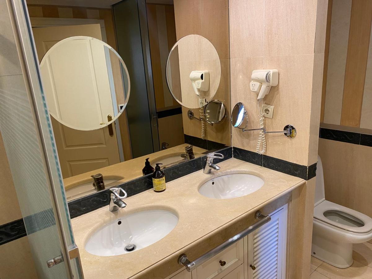 Guadalpin Residences Marbella Bagian luar foto