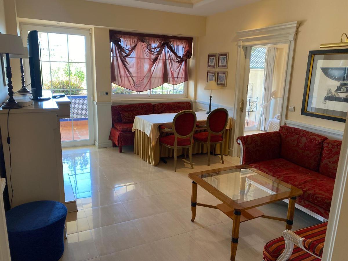 Guadalpin Residences Marbella Bagian luar foto